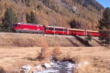BEMO 1259109 - H0m - Diesellok Ge 4/4 III Lavin, RhB, Ep. V
